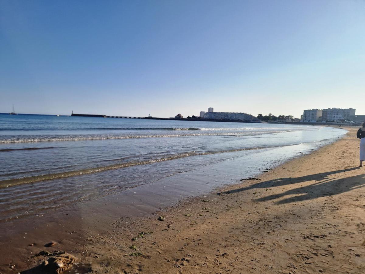 Studio Coeur Des Sables, 100M De La Plage Les Sables-d'Olonne Exterior photo